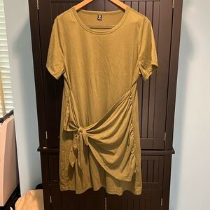 Army green t-shirt dress